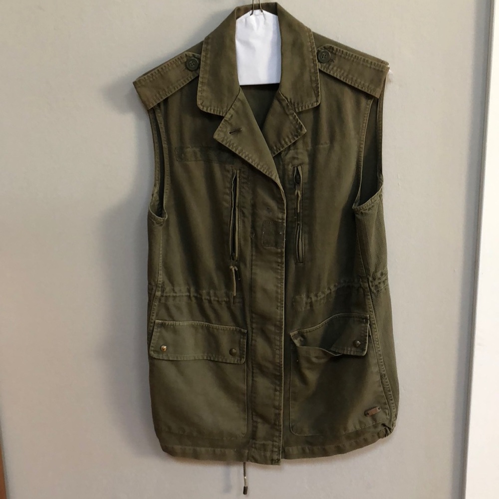Longline Zara green vest